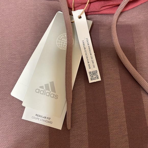 Adidas super snazzy hoodie NEW, smoke free home!! - Picture 5 of 6